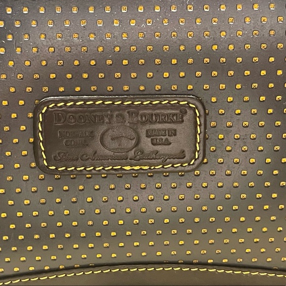 Dooney & Bourke Satchel like new all around - Picture 8 of 10